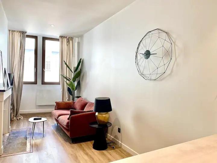 שאמברי Le Croix D'Or - Plein Centre Ville מראה חיצוני תמונה